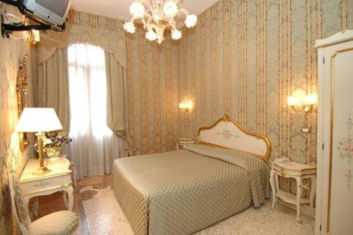 Residenza Hotel San Maurizio Venedik Dış mekan fotoğraf